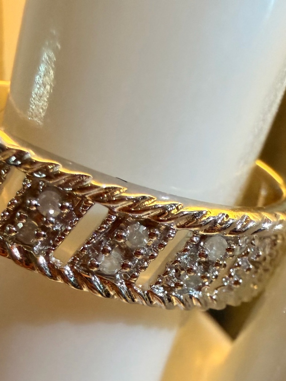 14K White Gold Over Sterling Silver Diamond Ring 0.060 CTW Sz 9 Vintage Style - Picture 4 of 12